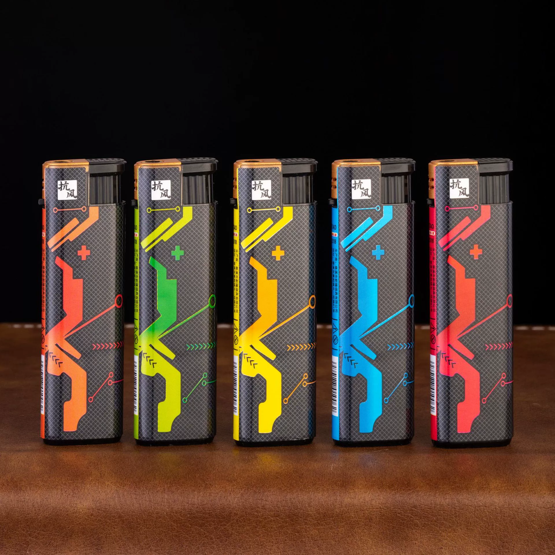 Boutique paper-wrapped plastic windproof inflatable lighter wholesale one-time