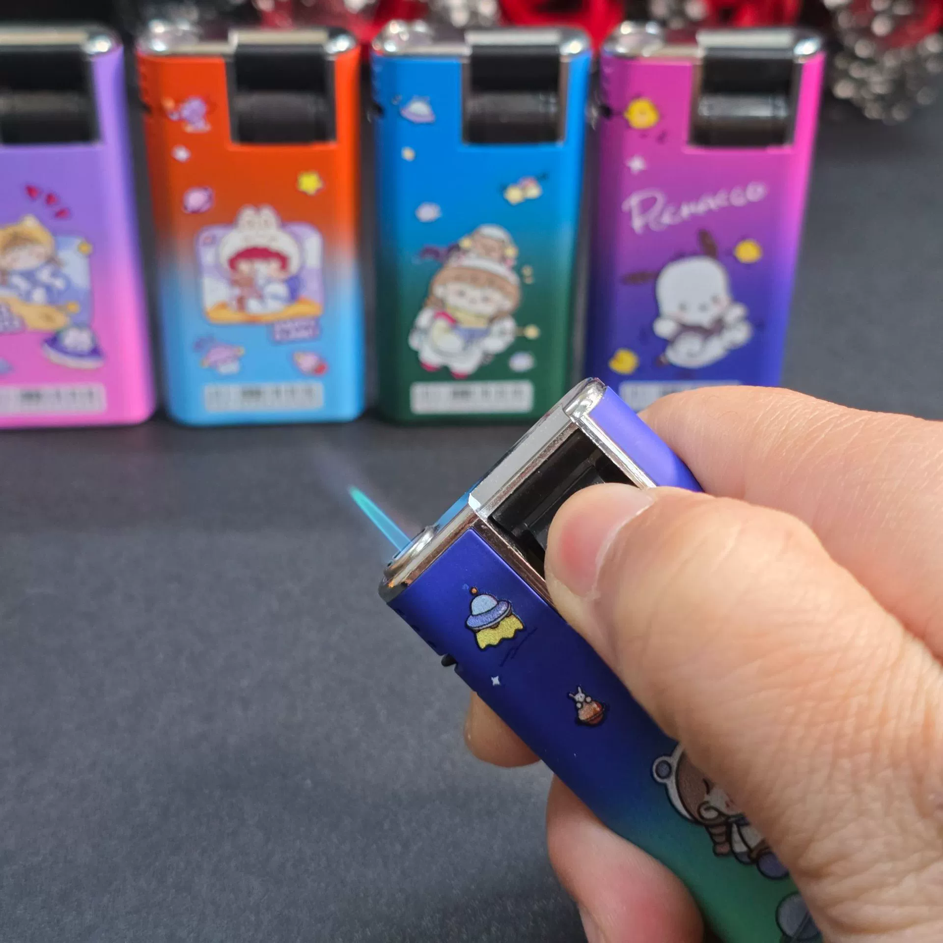 Explosive cartoon windproof direct charge lighter cute straight to the new blue flame inflatable