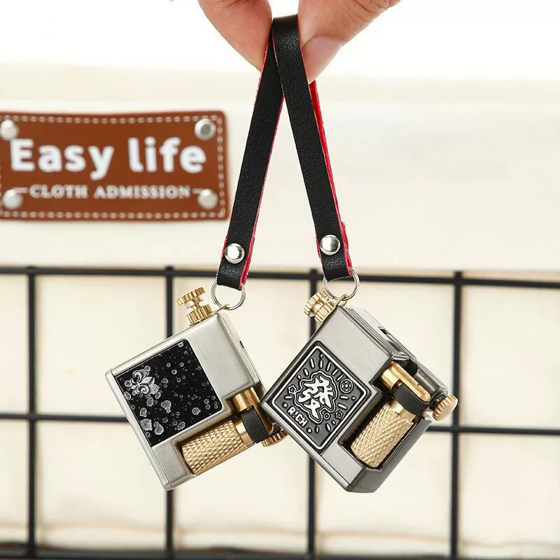 New square pure copper creative kerosene lighter retro grinding wheel side slip high-grade 