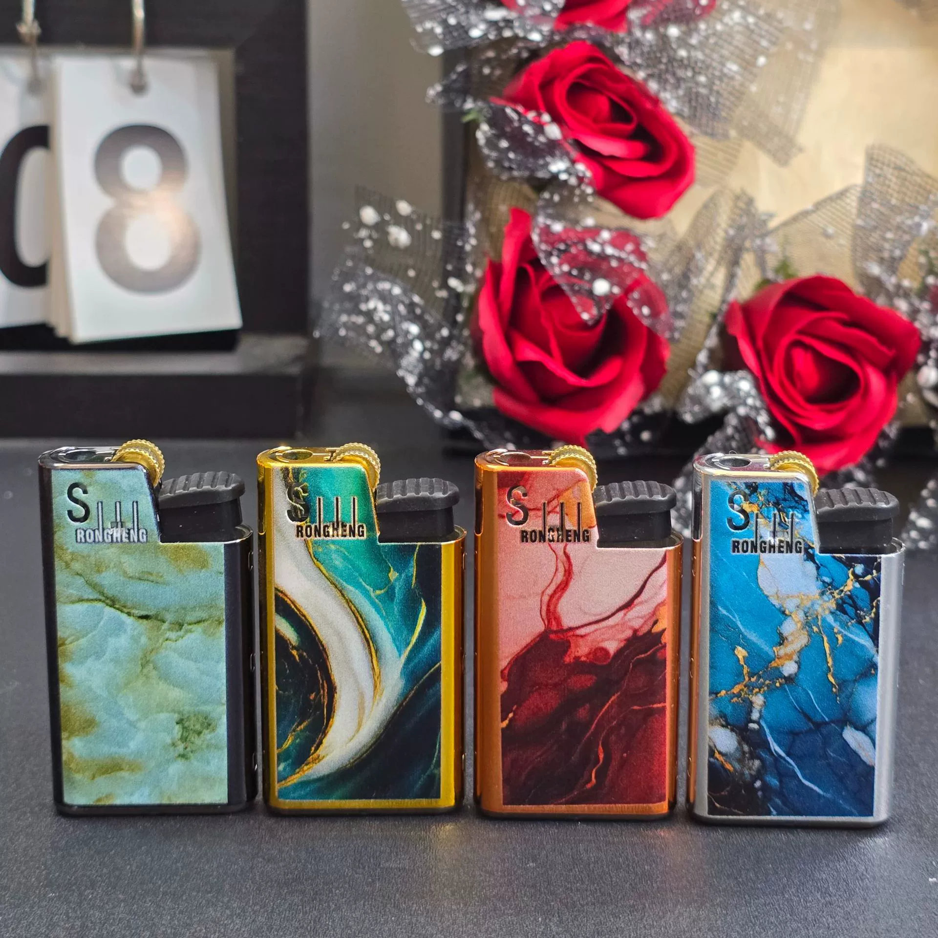 The new ultra-thin short small grinding wheel metal lighter wholesale can be customized advertising 