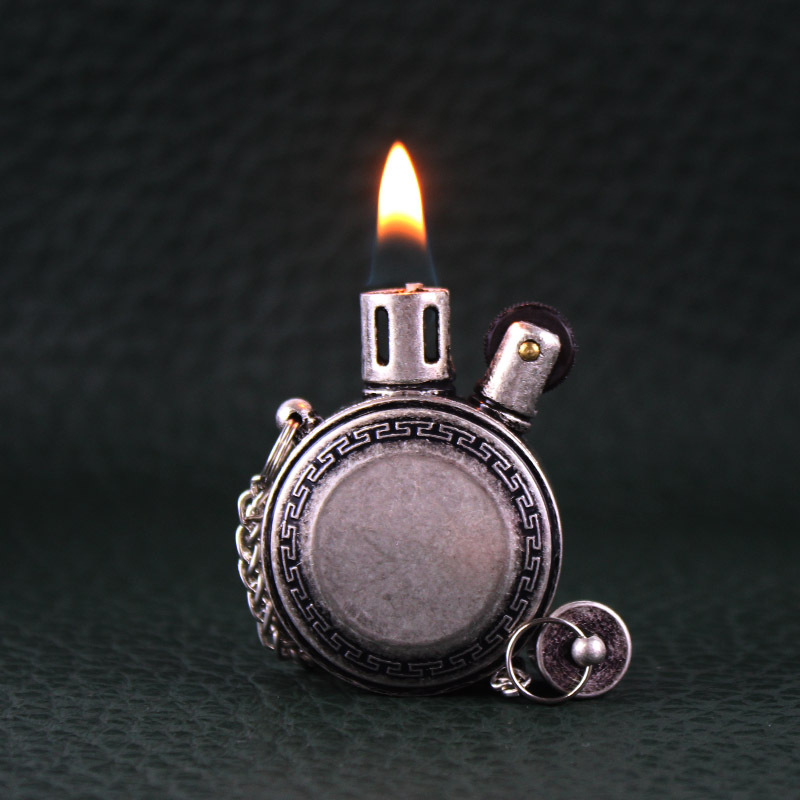 Creative pocket watch kerosene lighter retro nostalgic grinding wheel lighter pendant personality 