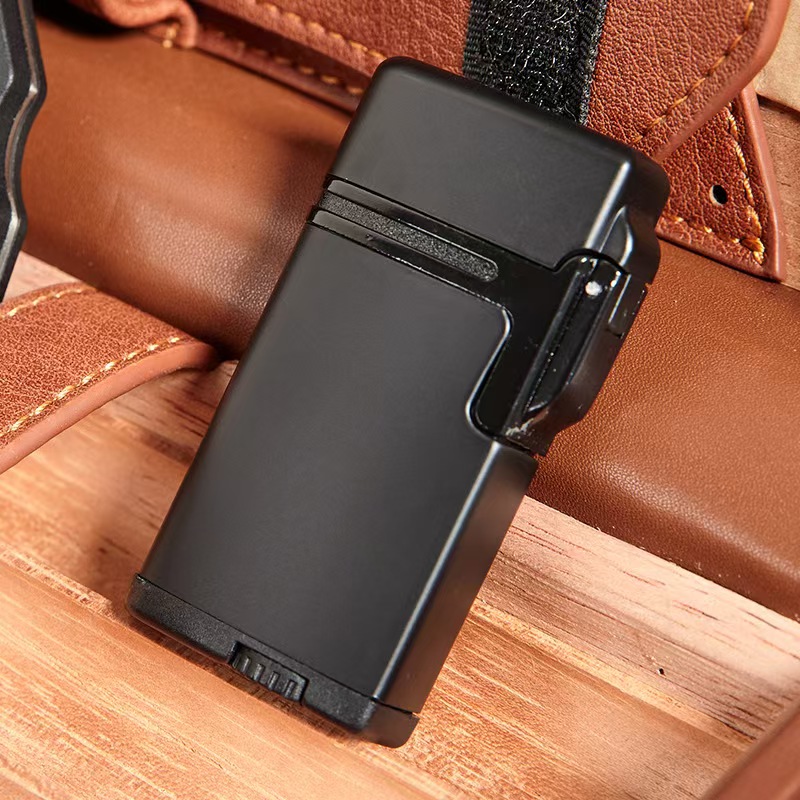 Inflatable Lighter Windproof Men's High-end Personalized Portable Cigar Lighter Boyfriend Lighter