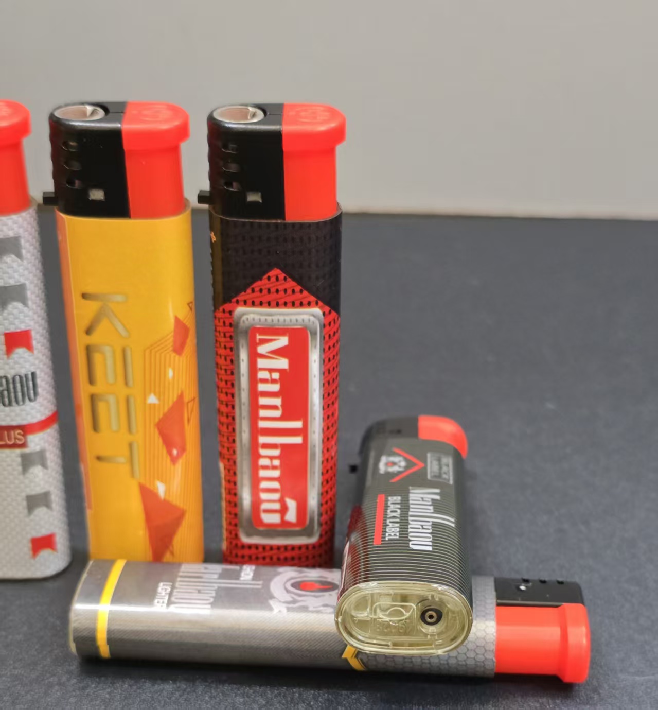 High Quality Electronic Cigarette Lighter Refillable Smoking Windproof Flame Lighter