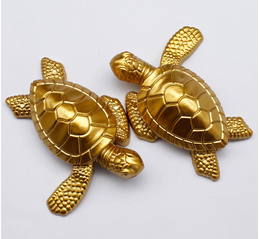 Creative inflatable lighter desktop ornaments of small golden turtle open flame lighter turtle perso