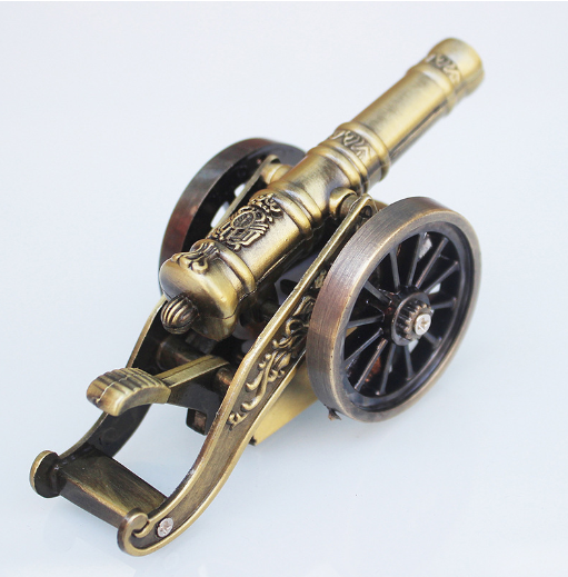 Creative table-type small ancient cannon model lighter small direct injection inflatable lighter mil