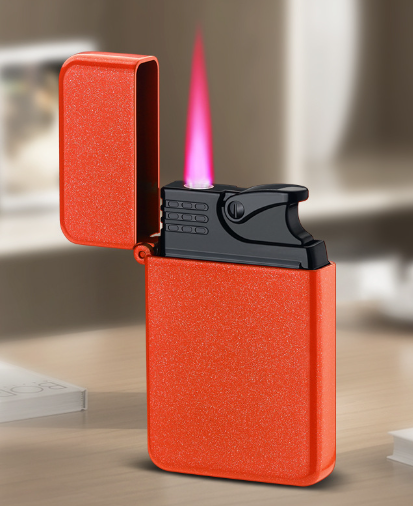 Creative and personalized metal direct-rushing red flame inflatable windproof lighter cross-border m
