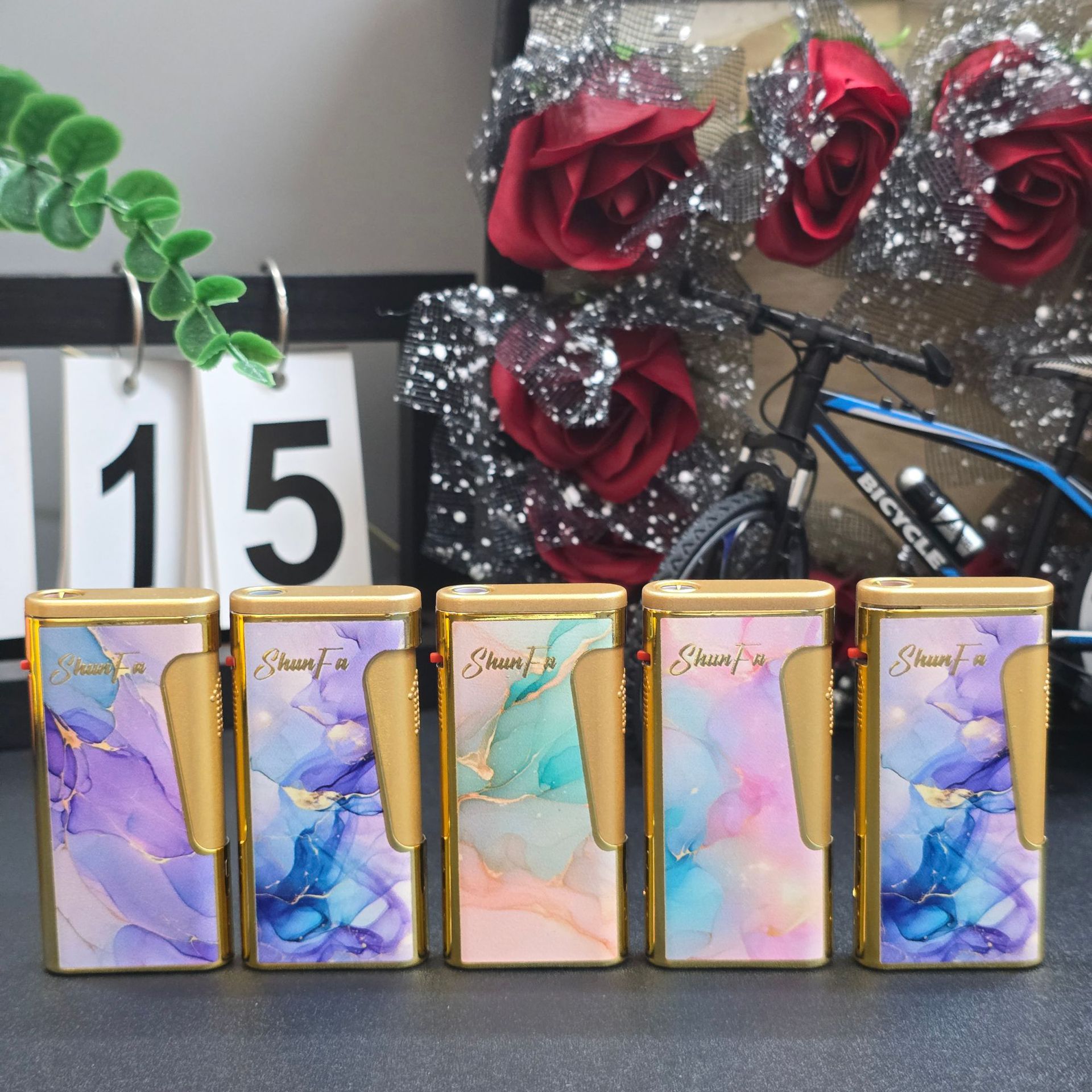 Inflatable side pressing iron shell lighter jet flame windproof gas wholesale