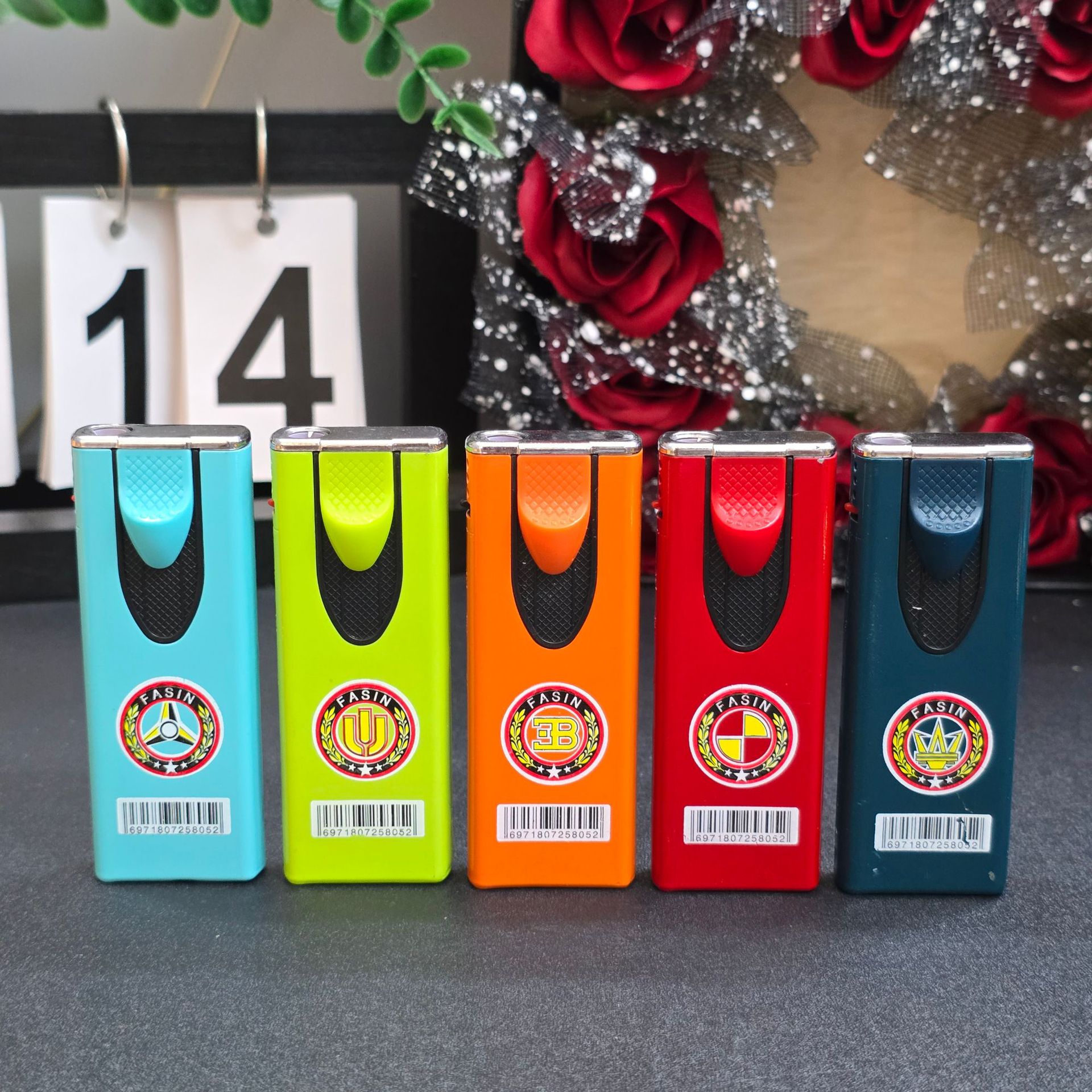 Personalized and creative new disposable lighter windproof and direct blue