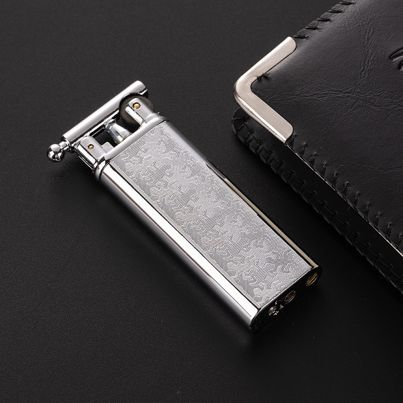 Retro grinding wheel lighter Gecko double-sided relief fine engraved ultra-thin inflatable lighter