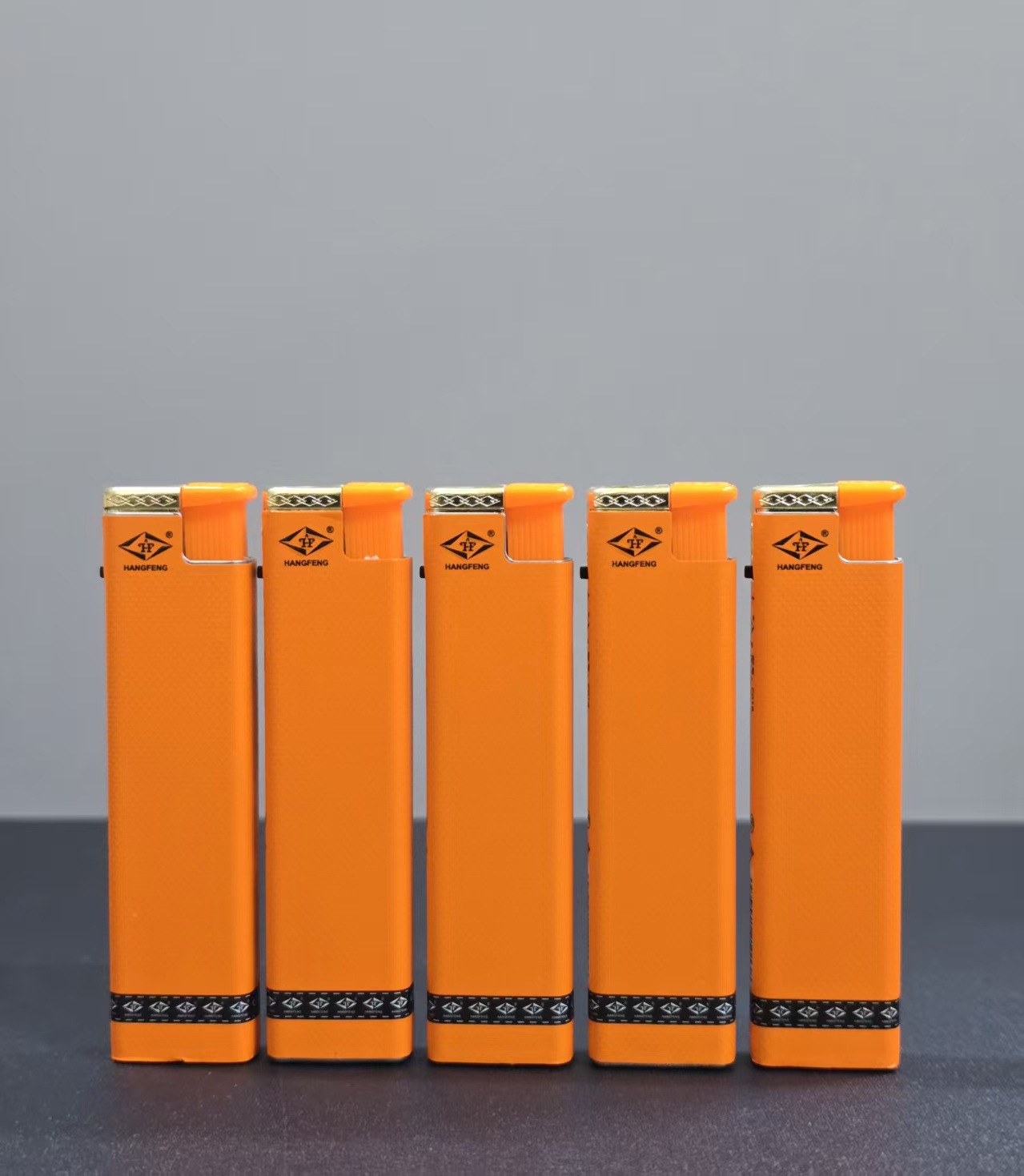 Metal windproof lighter convenient for home use fashion and durable